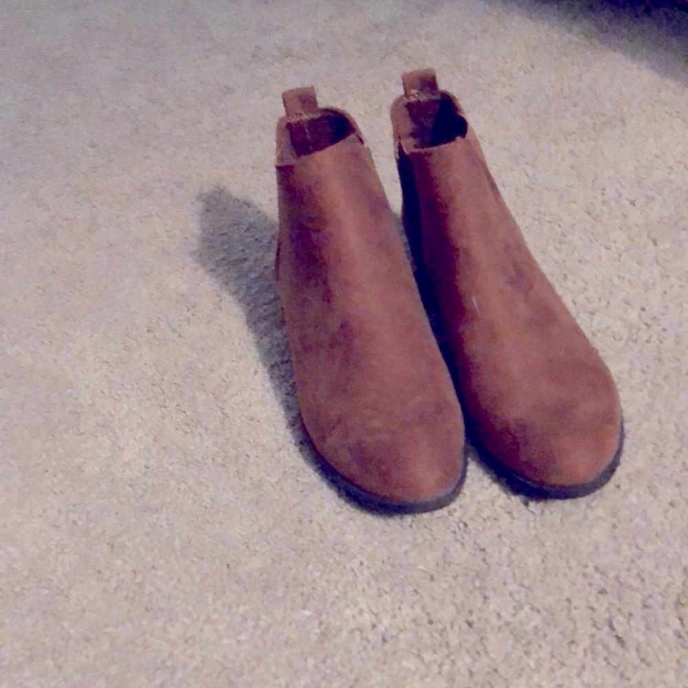 SO brown Booties